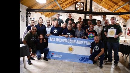 Durante el encuentro en la sede de Garibaldi y Frías, los excombatientes contaron sus experiencias personales.