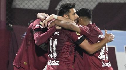 Lanús fue efectivo y se quedó con tres puntos valiosos ante Talleres.