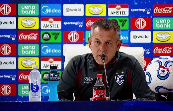 El DT de Cienciano fue categórico tras los cuatro goles a Lanús.