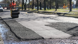 Finalizaron las mejoras en San José y avanzan nuevas obras de bacheo en Lomas