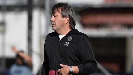 El Ruso idea el equipo que enfrentará al Ferroviario. El Ruso idea el equipo que enfrentará al Ferroviario.