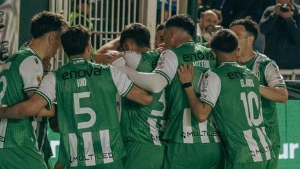 Banfield ganó con un gol de Mauro Méndez y festejó ante Tigre. Banfield ganó con un gol de Mauro Méndez y festejó ante Tigre.