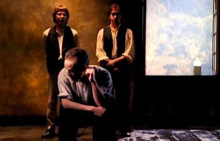 Un clásico de REM de los 90.