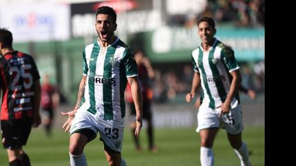 Kalinski jugó un buen partido y le dio el triunfo al Taladro.