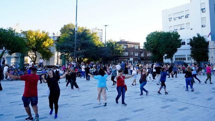 En la Plaza Grigera habrá shows de rock, folklore y clases de baile.