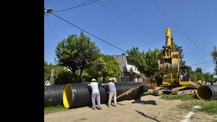 trabajos hidricos y obras de asfalto en echeverria