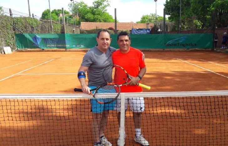 Benavidez y Zabata luego de la final en caballeros B.