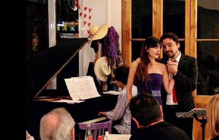 Este espectáculo se repite cada segundo sábado del mes y el repertorio va variando en cada función.