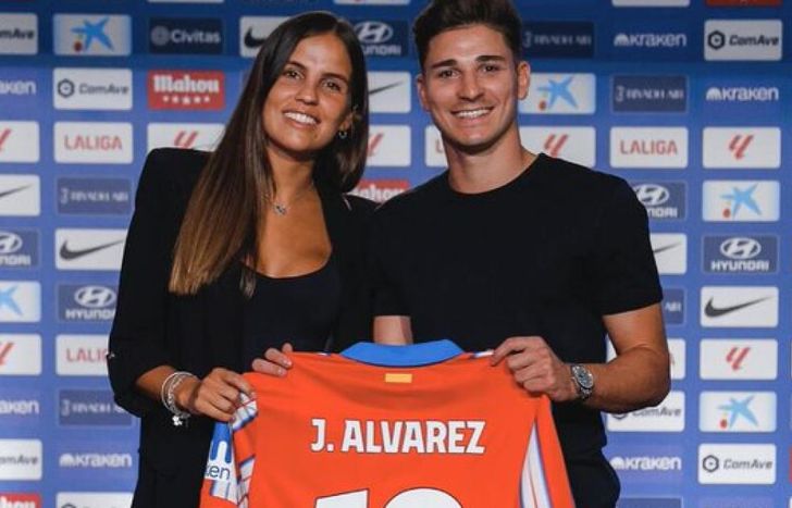 Emilia Ferrero y Julián Álvarez.