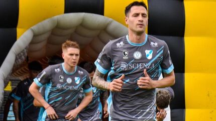 Da Campo y el presente de Temperley. Da Campo y el presente de Temperley.