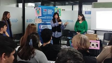 Estas reuniones también buscan derribar los mitos que circulan en torno al proceso de adopción.