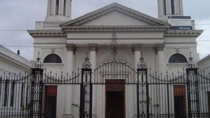 Los lunes se pueden dejar las donaciones.