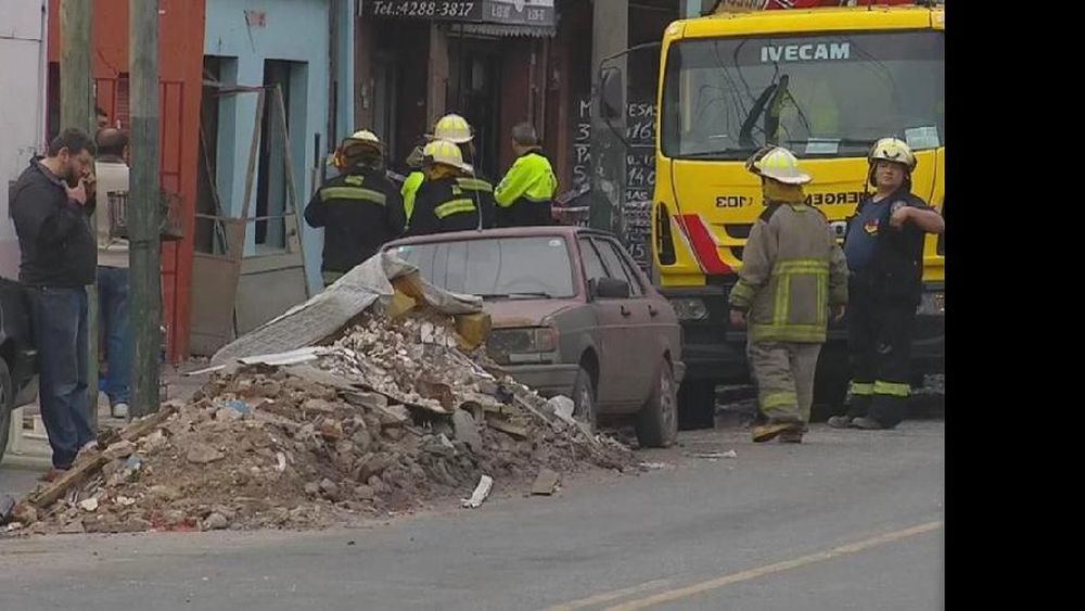 Explotó una casa y murió una mujer