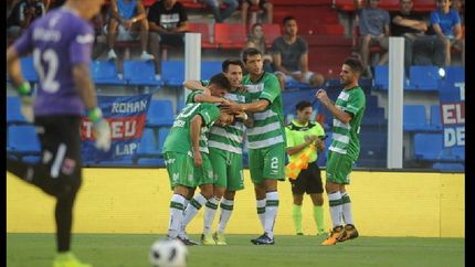 sin sus figuras, banfield recibe a atletico tucuman