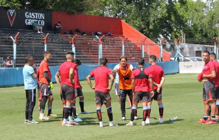 El Tricolor puso marcha a los entrenamientos en el estadio.
