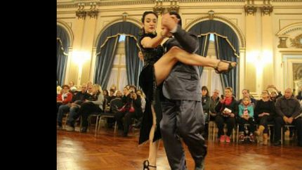 tango en el teatro del municipio