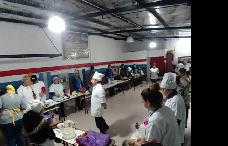 Curso de panificación en la institución la virgencita.