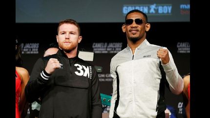 Canelo busca unificar los títulos ante otro campeón.