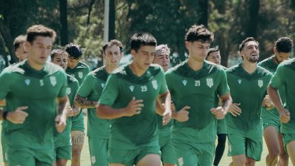 Banfield avanzó en su objetivo de poner al día al plantel profesional. Banfield avanzó en su objetivo de poner al día al plantel profesional.