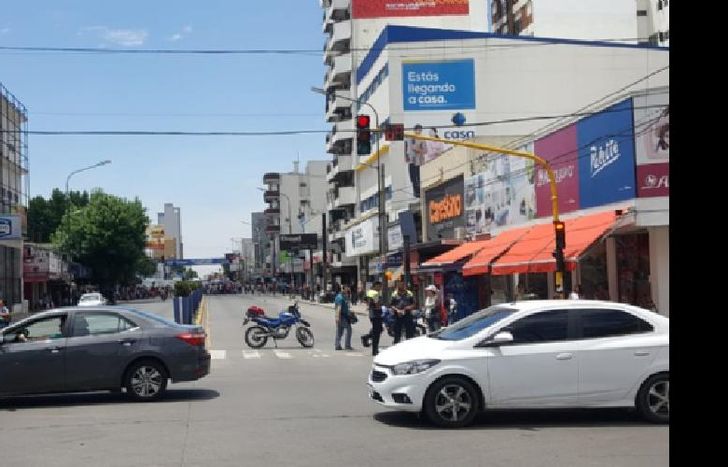 Corte de ambas manos.