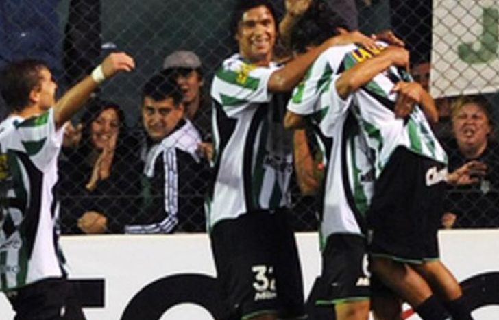 Clausura 2010. Papelito Fernández, Tito Ramírez. Goleada 3-0.
