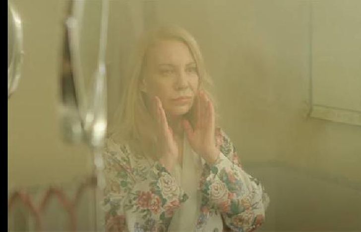 UNA ESCENA DE “ALICE”.