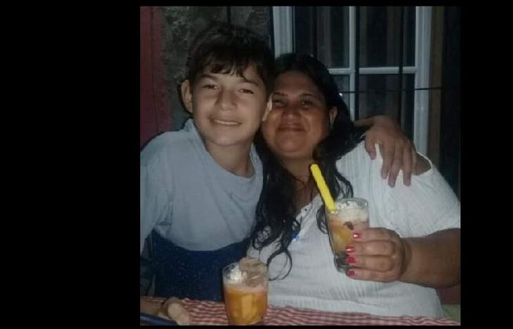 Gabriela falleció hace pocos días y sus hijos recibieron la colaboración de las personas solidarias.