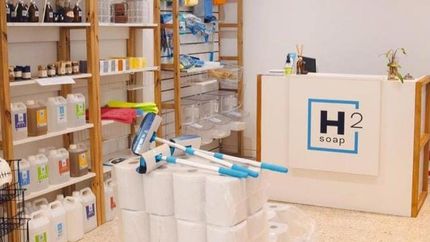 El emprendimiento tiene su comercio en Capital Federal y llegará a Lomas con envíos gracias a su página web.