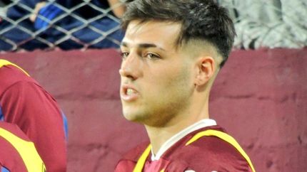 Besozzi fue suplente en los dos partidos de Lanús.