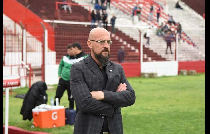 Alejandro Orfila, de último paso por Ferro, está en la carpeta de los dirigentes.