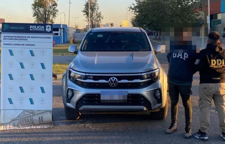 Lo detuvieron tras robar una camioneta.
