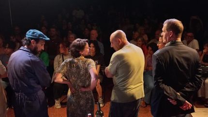 El espectáculo y el brindis serán gratuitos.