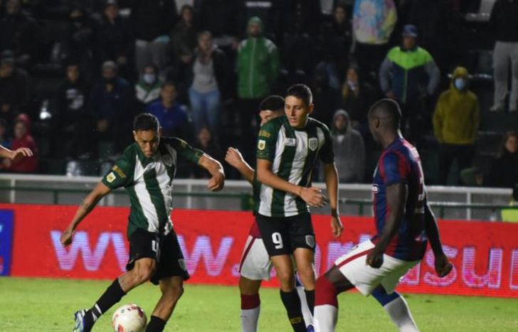 Banfield y San Lorenzo igualaron sin goles en el Lencho Sola.