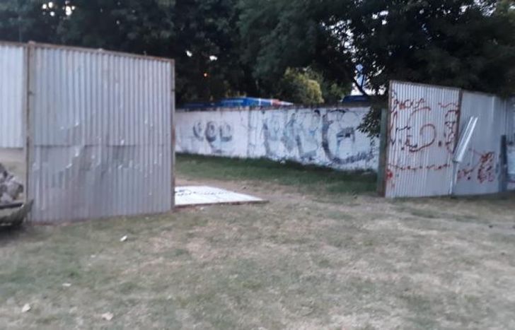 Así quedaron los alrededores de la obra.