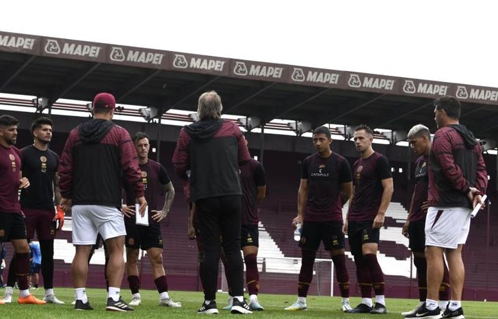 Zielinski busca la mejor versión de Lanús.