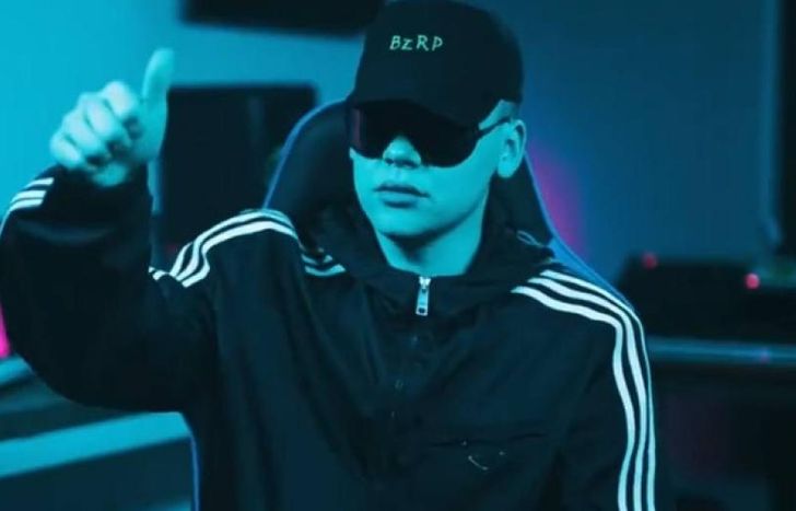 El artista cambió de nombre en las redes.