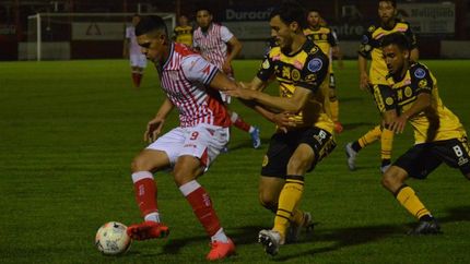 los andes no pudo con flandria y queda lejos de colegiales los andes no pudo con flandria y queda lejos de colegiales