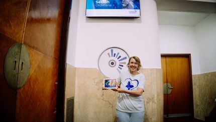Una mamá de Lomas que se ha comprometido con la causa desde que perdió a su hija Abril. Una mamá de Lomas que se ha comprometido con la causa desde que perdió a su hija Abril.