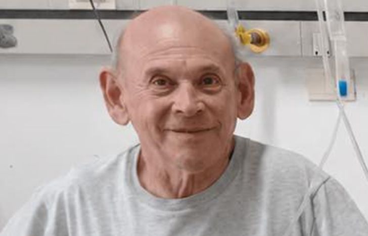 Juan tiene 75 años y un leve retraso madurativo.