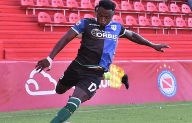 El colombino podrá estar desde el inicio de la temporada.