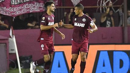 La dupla correntina a fuerza de goles. La dupla correntina a fuerza de goles.