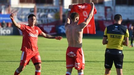 Manuel Brondo se emocionó tras el título de Los Andes. Manuel Brondo se emocionó tras el título de Los Andes.