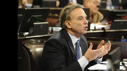 Hubo muy mala gestión económica.