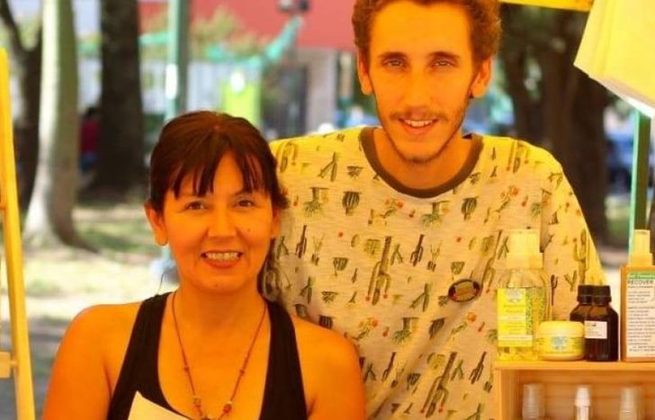 Claudia Porcel es emprendedora y cuenta con su propia línea de aromas naturales.