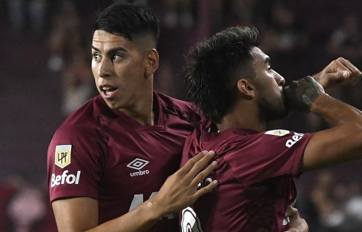 Marcelino Moreno marcó el primer gol de Lanús.
