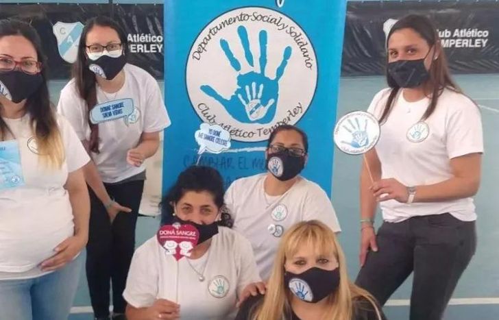 Donaron su sangre celeste.