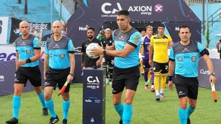 El partido más polémico de Joaquín Gil fue Deportivo Riestra vs Comunicaciones, por Copa Argentina.