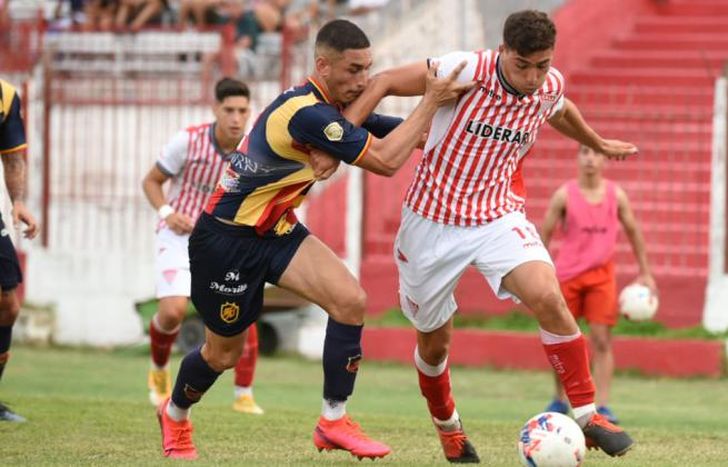 Los Andes ganó un partido muy duro ante Colegiales.
