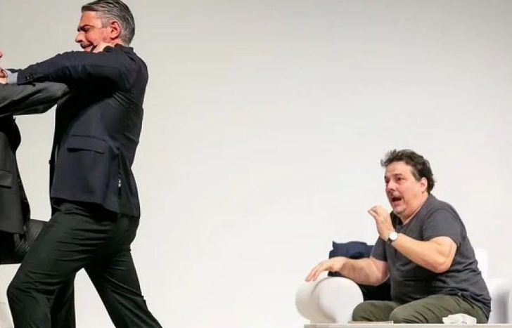 Art, en Lomas de Zamora.