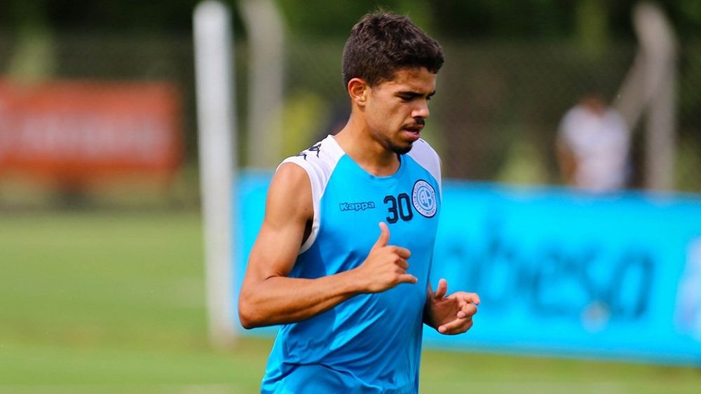 Gerónimo Tomasetti, muy cerca de ser el primer refuerzo de Temperley. Gerónimo Tomasetti, muy cerca de ser el primer refuerzo de Temperley.